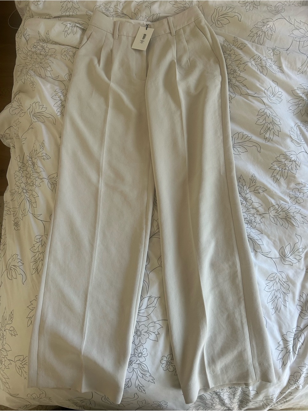 NWT- Aritzia Effortless High-Rise Trousers in Metropolis Beige/Taupe- Crepette - Picture 4 of 6